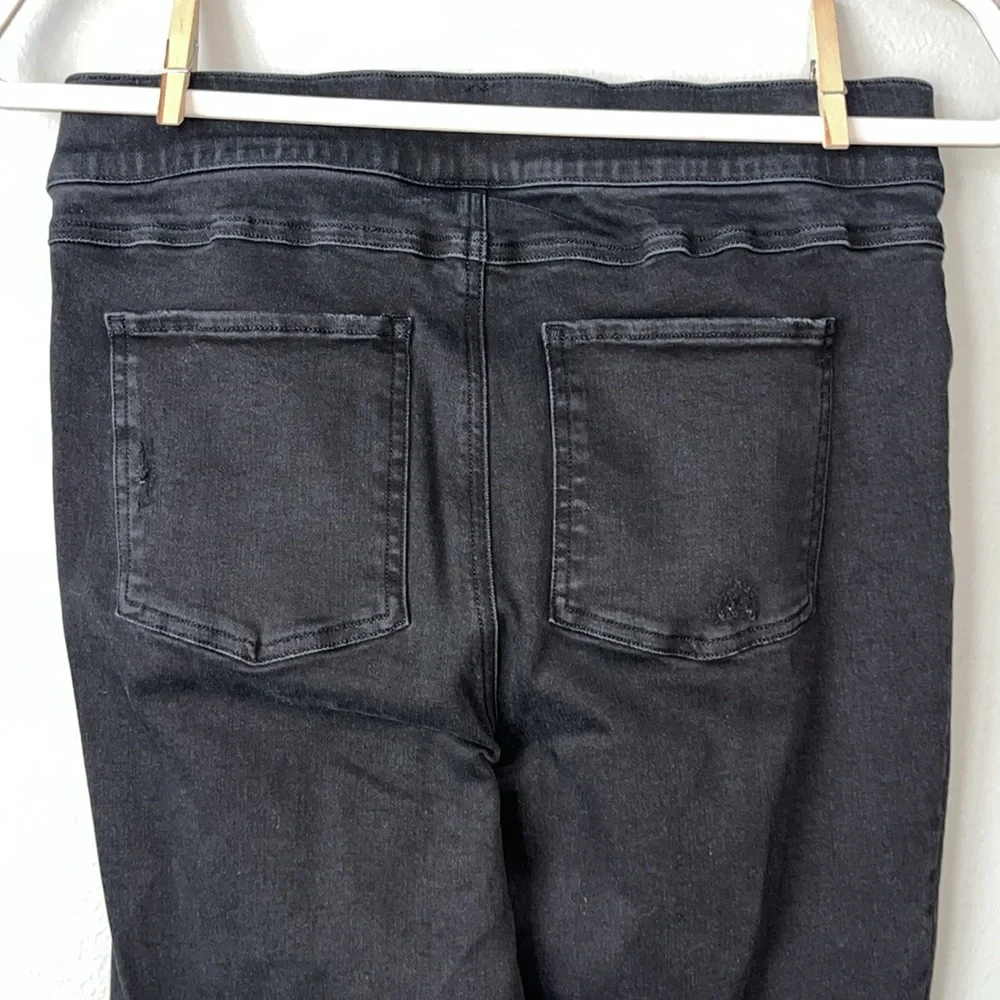 Spanx Distressed Skinny Jeans / Vintage Black / SZ L‎